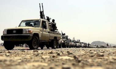 خبير: إيران تستخدم الحوثيين لتوسيع نطاق المواجهة وتهديد الملاحة في البحر الأحمر