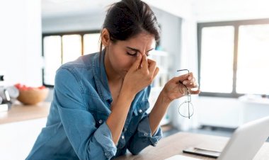 تفعلها كل يوم.. 4 عادات قد تؤثر في صحتك النفسي