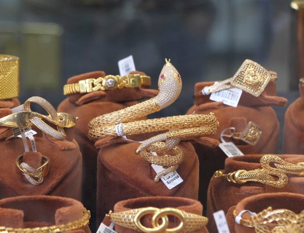 تعرف على أسعار الذهب في عددٍ من الدول العربية السبت 17 يناير