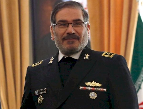 من ساحات الحرب إلى غرف القرار.. علي شمخاني الجنرال الذي لا يختفي