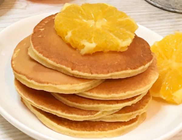 بان كيك البرتقال.. فكرة مبتكرة وصحية تضيف بهجة للانش بوكس المدرسي