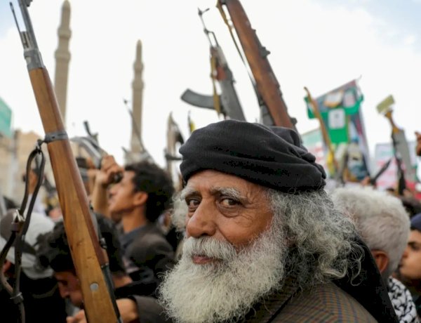 مسؤول إسرائيلي يحذر: الحوثيون يتدربون على هجمات برية ضد إيلات ومستوطنات