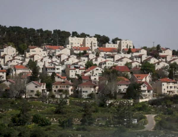 السفارة الأمريكية تنظم أول فعالية قنصلية داخل مستوطنة بالضفة الغربية