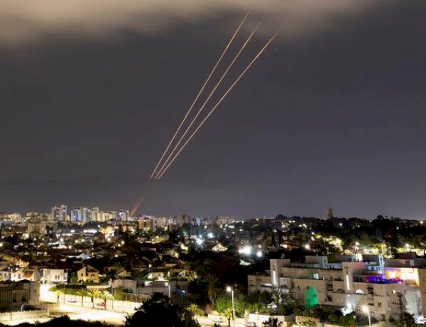 أستاذ علوم سياسية: التصعيد الإيراني يهدد الأمن والاستقرار الإقليمي ويقود لمنطقة محفوفة بالمخاطر