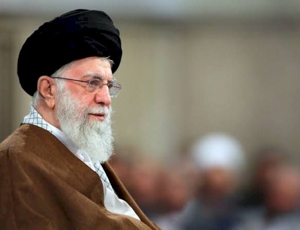 هل اختار خامنئي خليفة له قبل مقتله؟