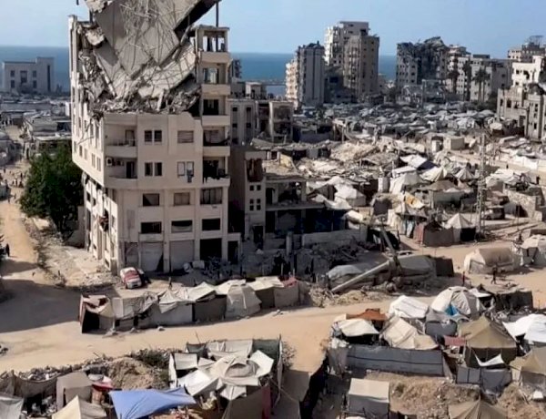 غارات قرب المخيمات وارتفاع عدد الشهداء.. آخر تطورات الأوضاع في غزة