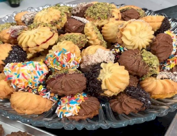 تجهيزات عيد الفطر.. أسهل طريقة لعمل البيتي فور في البيت