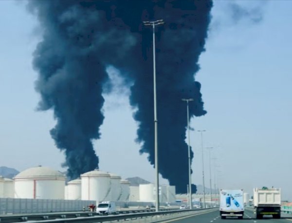 الأمطار السوداء فوق طهران تكشف الوجه البيئي المدمر للحرب الأمريكية الإسرائيلية