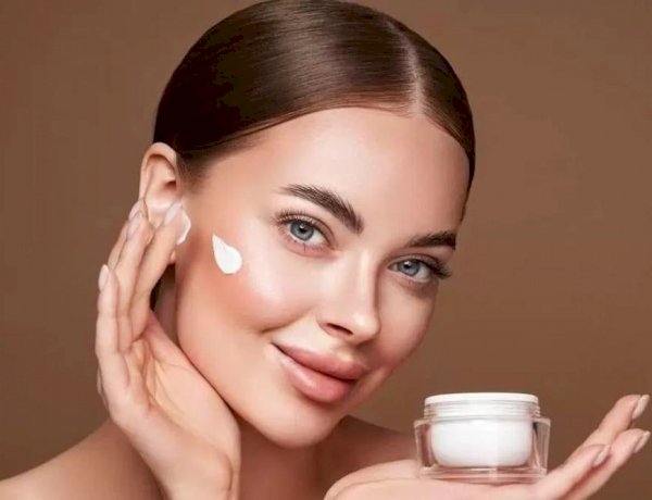 بشرتك بعد العيد.. دليلك الذكي لاستعادة النضارة بخطوات بسيطة