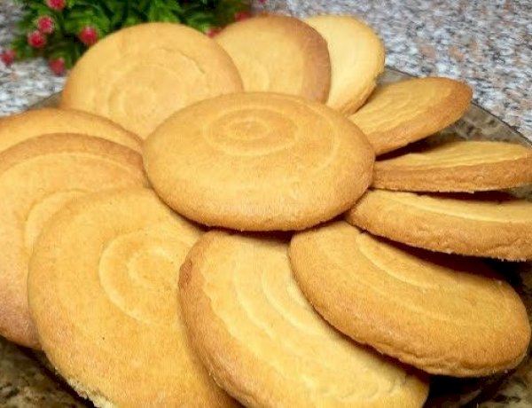 بسكويت سريع بـ 3 مكونات.. جاهز في 10 دقائق
