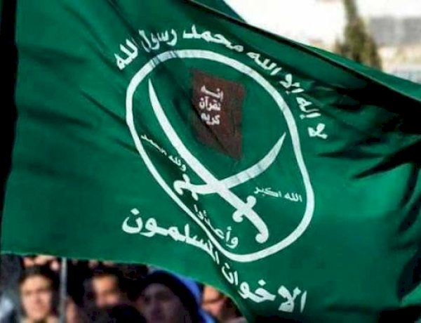 إخواني منشق: أوروبا بدأت تفكيك شبكات الإخوان.. والتمويل هو مفتاح المواجهة