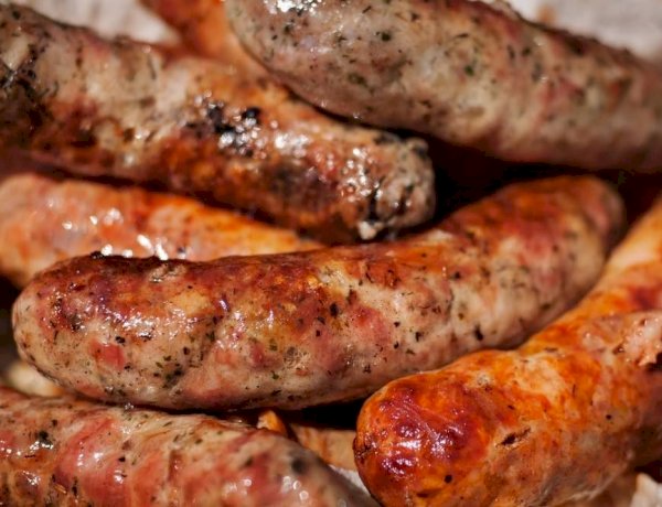 طريقة عمل السجق البلدي بالتتبيلة السرية في المنزل