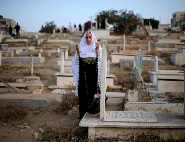 تفسير حلم المشي بين القبور ودلالته على حياتك الواقعية