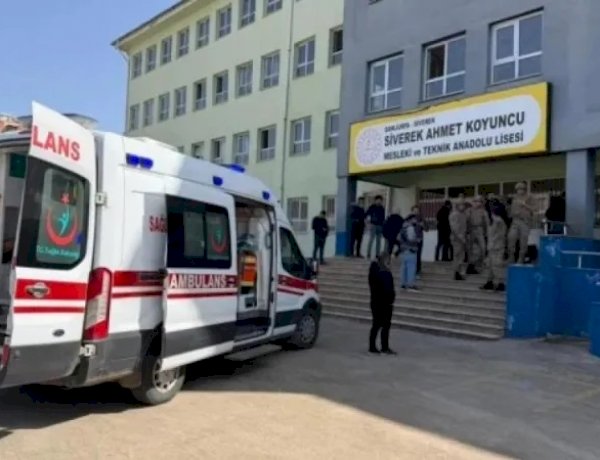 المشاهد الأولى لهجوم مسلح على مدرسة في كهرمان مرعش وسط أنباء عن ارتفاع عدد الضحايا