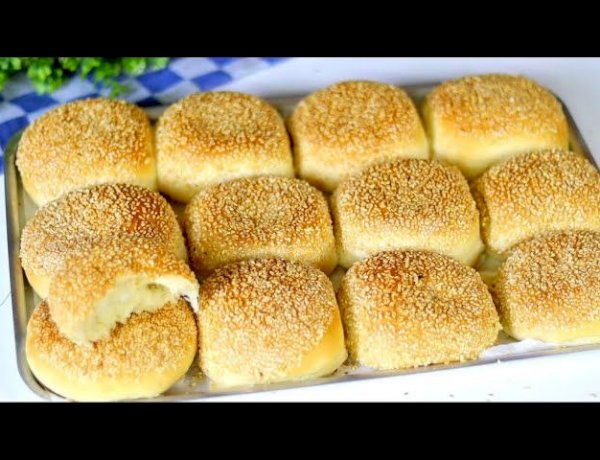 طريقة عمل فطائر بالجبن والسمسم والعسل بخطوات بسيطة وطعم مميز