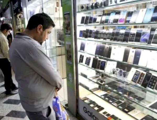 الأسواق الرقمية في إيران تنهار تحت وطأة الحرب.. الهواتف والحواسيب تتحول إلى سلع نادرة