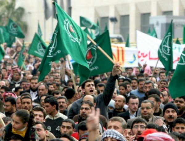 إبراهيم ربيع: ألمانيا تتجه لتفكيك شبكات الإخوان بعد إدراك خطورة الإسلام السياسي