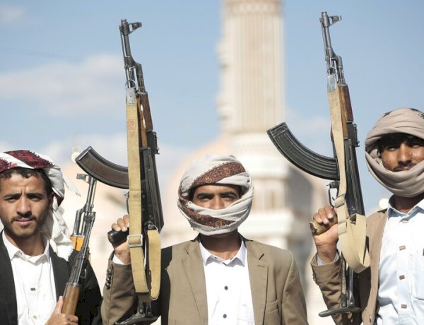 ‎محلل سياسي يمني: انتهاكات الحوثيين تكشف مشروع الجماعة القائم على القمع وإخضاع المجتمع