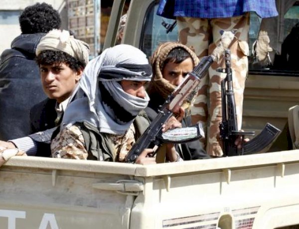 محلل سياسي يمني: الحوثي يواصل تعميق أزمات اليمن ويدفع البلاد نحو مزيد من التصعيد