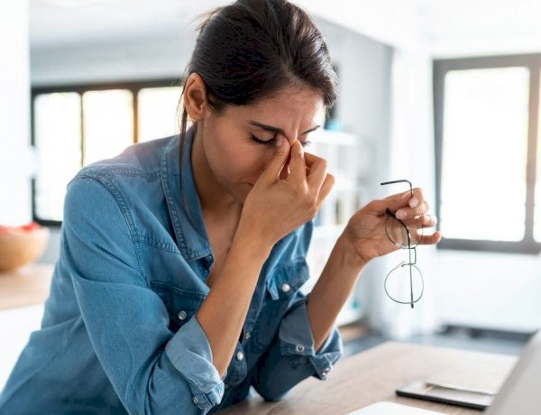 تفعلها كل يوم.. 4 عادات قد تؤثر في صحتك النفسي