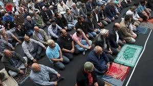يدعون أن