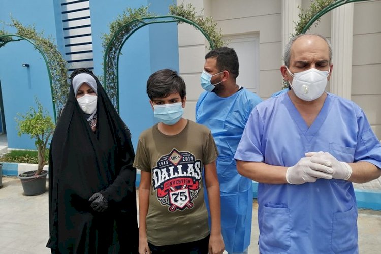 كورونا تُحاصِر العراقيين.. القطاع الصحيّ ينهار ولا بديل عن