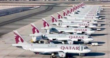 الجارديان: قطر ابتزت عملاء خطوطها الجوية ورفعت أسعار الدرجة الاقتصادية