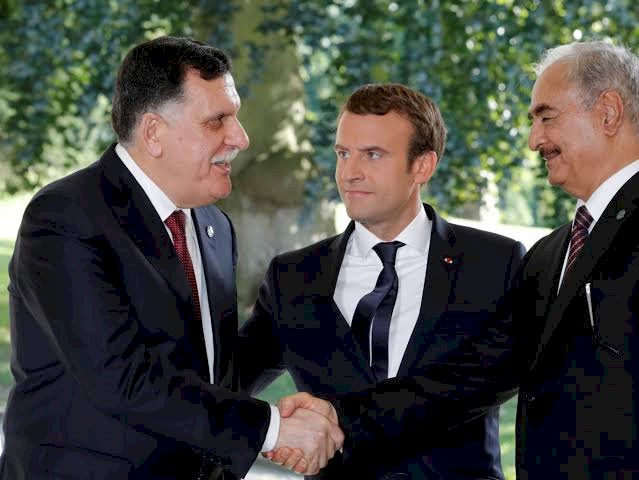 تقرير فرنسي: ماكرون يحاصر أردوغان في ليبيا ويجمع الفصائل في باريس
