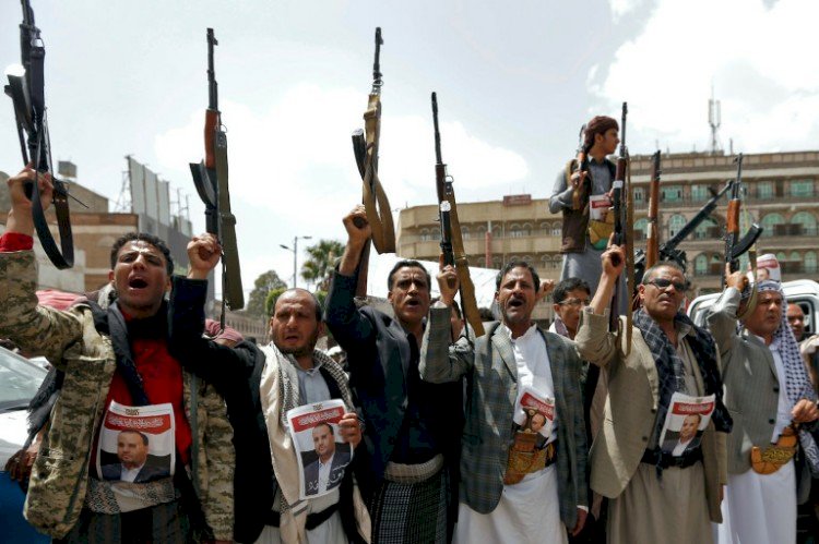 مساعٍ أميركية لتصنيف الحوثي جماعة إرهابية