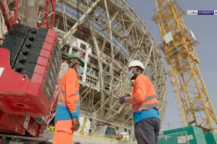 الجارديان: قطر تسرق العمالة الوافدة وترفض منحهم أجورهم