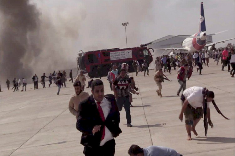 لتعطيل الحكومة .. أدله تشير لتورط قطر بتفجيرات عدن