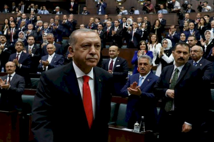 رجال أردوغان يرفضون مواجهة البرلمان بعد منحهم الجنسية لقادة حماس