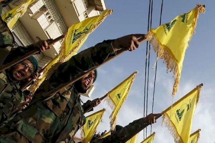 لبنانيون يروون مخاوفهم من تدهور سعر صرف الليرة: ميليشيا حزب الله تسببت في أزمتنا