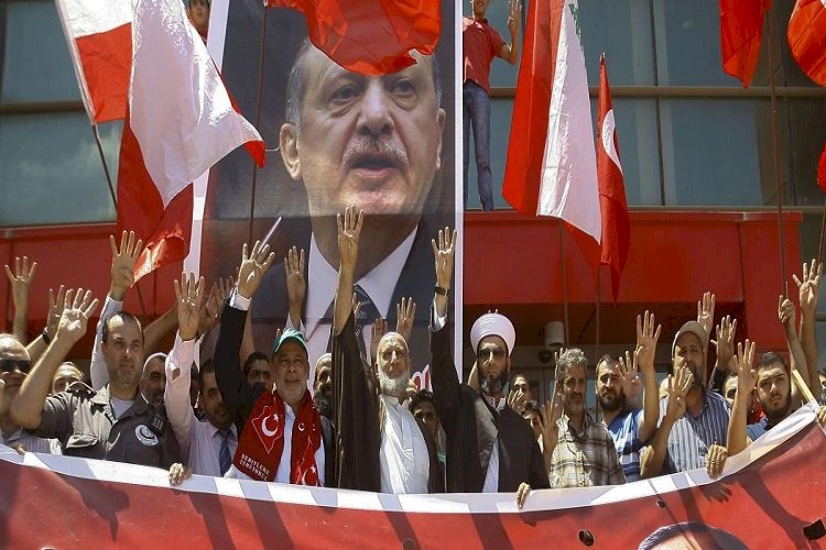 بعد تركيا.. خبير بالحركات الإسلامية يكشف بوصلة الإخوان المقبلة