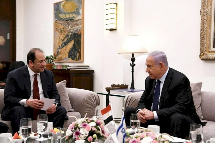 لبحث التهدئة.. تفاصيل لقاء رئيس المخابرات المصرية ووزير الدفاع الإسرائيلي