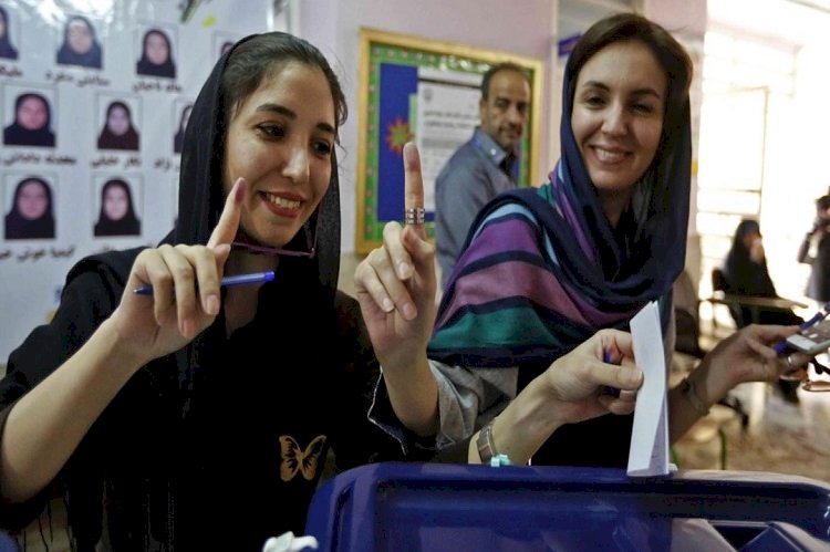الانتخابات في إيران.. مقاطعة شعبية ومحاولات لتغيير النظام