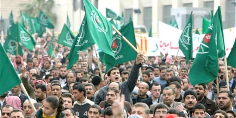 صفعة جديدة للإخوان في الجزائر.. خسارة الجماعة في انتخابات المحليات.. ومحلل يكشف الأسباب