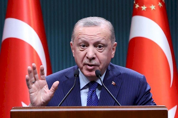 مسلسل انهيار الليرة.. سياسات أردوغان تقضي على الأتراك