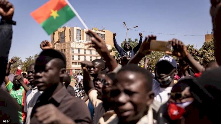 استيلاء متمردين من الجيش على السلطة وإدانات دولية.. ماذا يحدث في بوركينا فاسو؟