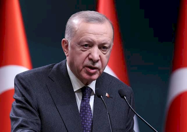 أردوغان ينشر أيديولوجيته المتطرفة ويجرم الحوار بين الأديان