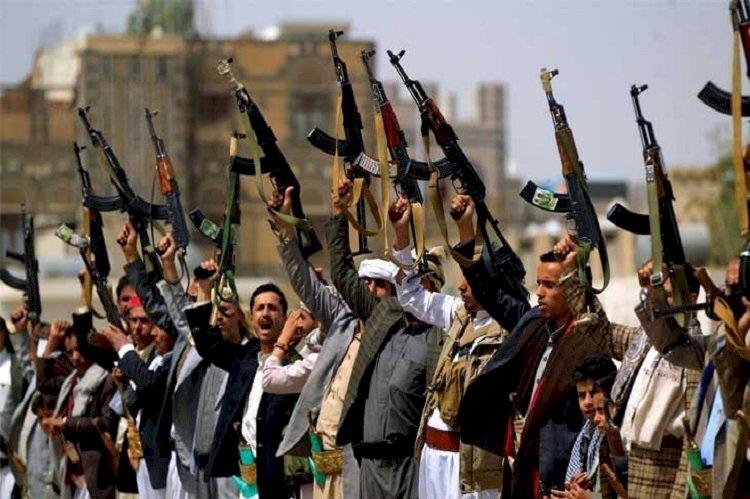 تخبُّط وقلق في صفوف الحوثي بعد تشكيل المجلس الرئاسي اليمني