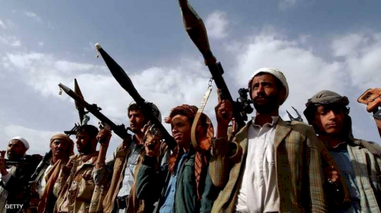 محلل يمني: أكثر من 2000 جريمة للحوثي في المساجد ودُور العبادة خلال 3 شهور