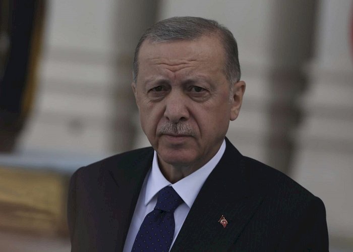 فايننشال تايمز: نقاط ضعف أردوغان تمنعه من ابتزاز أوروبا أو إغضاب العرب