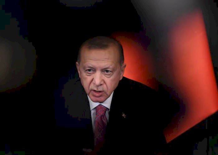 قصف تركي.. كيف أراق أردوغان الدماء في العراق وسوريا لأهداف محلية؟