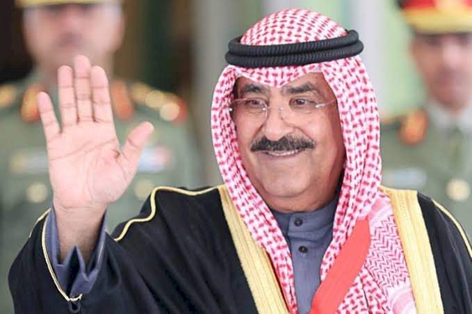 الكويت.. الأمير ينحاز للشعب ويصدر قرارًا بـ حل مجلس الأمة