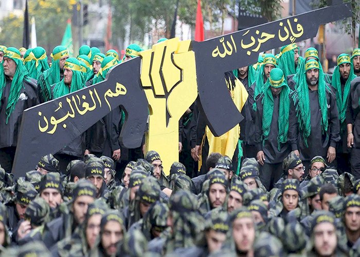 حزب الله يشوه التاريخ اللبناني بـ معالم إرهابية