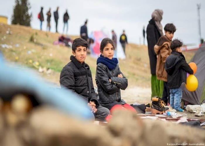 تركيا.. عشرات الآلاف من السوريين يحاولون الهروب من جحيم أردوغان