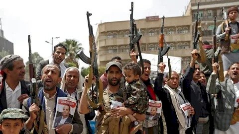 حقوقي يفند جرائم وإرهاب الحوثي لتنفيذ مخطط إيران في اليمن