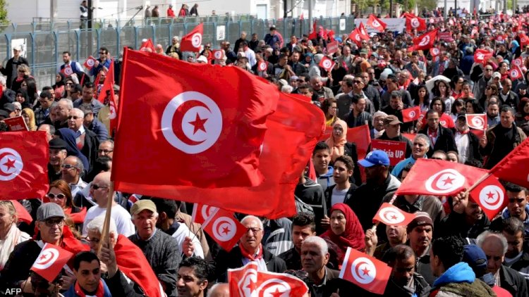 بعد الانتخابات التونسية .. هل بدأ العد التنازلي لحل حركة النهضة الإخوانية؟