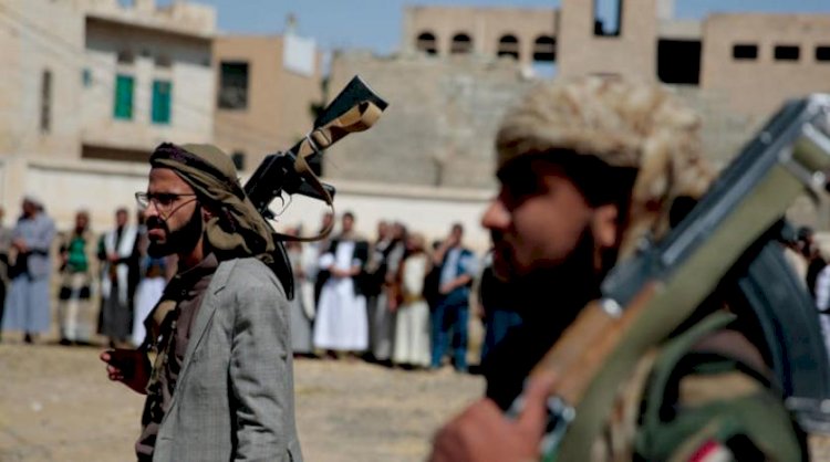 إمداد الحوثي بالأسلحة رغم المفاوضات لحلحلة السلام.. ما الجديد؟
